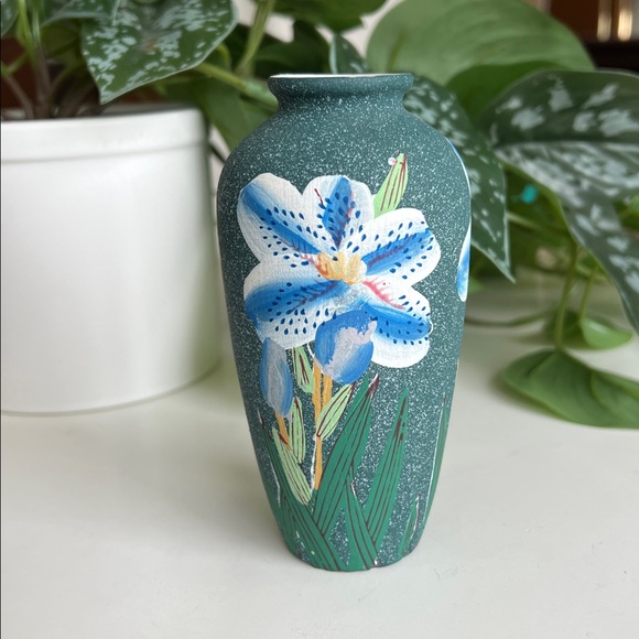 Vintage Hand Painted Floral Bud Vase - Picture 8 of 12